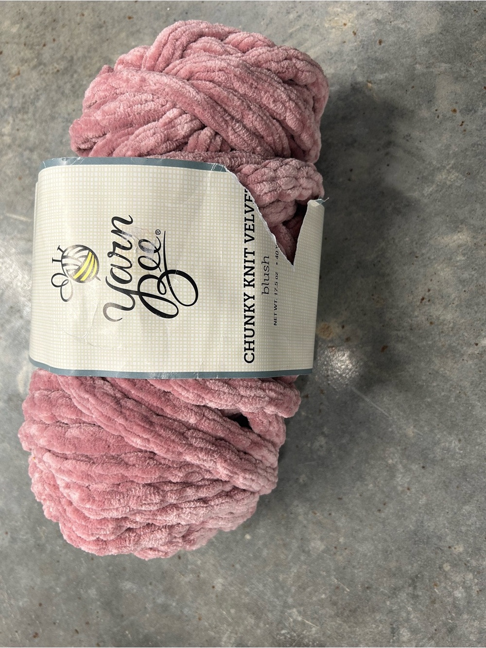 Yarn Bee Chunky Knit Velvet Yarn - Blush Pink